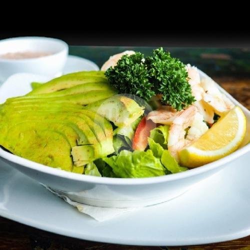 Greek Salad menu Mad Dogs Jakarta, Cilandak KKO