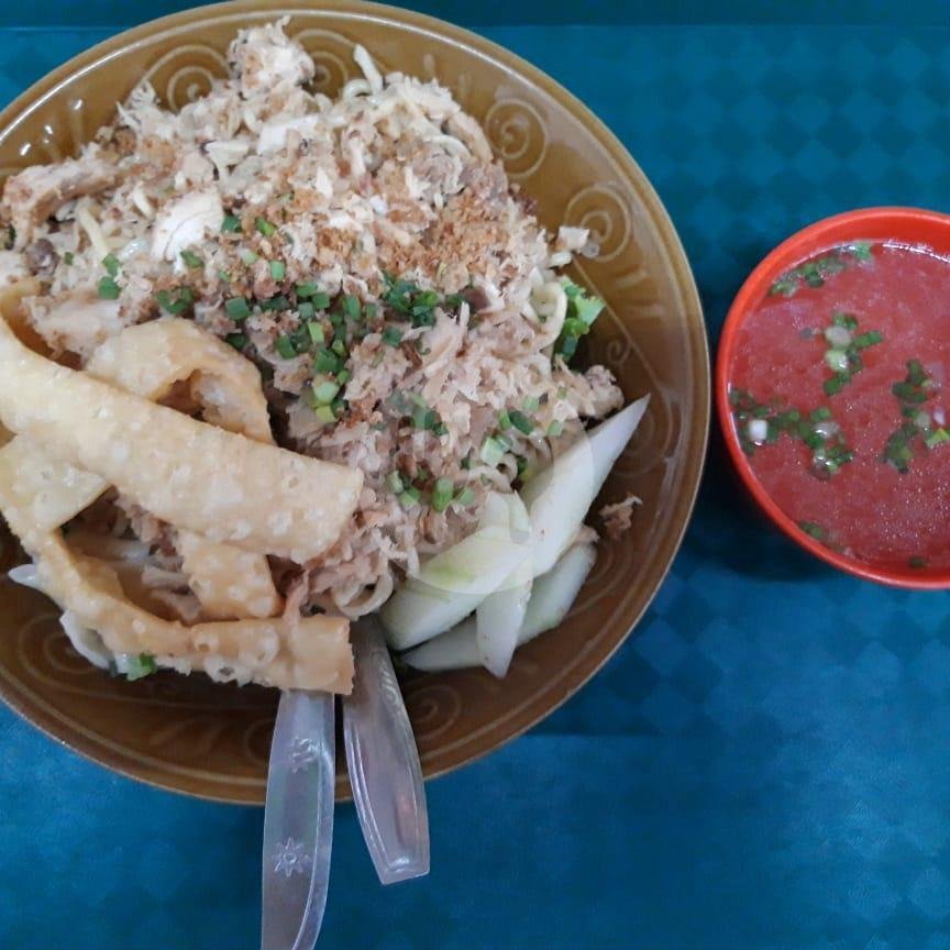 Mie Yamin menu Pagsit Mie Ayam Asgar, Rungkut