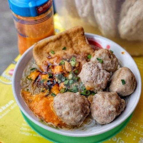 Mie Ayam Kuah Coklat menu Bakso Oblong, Brumbungan
