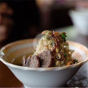 Soto Sedap Boyolali Pondok Kelapa: Kenangan Manis dalam Setiap Suapan