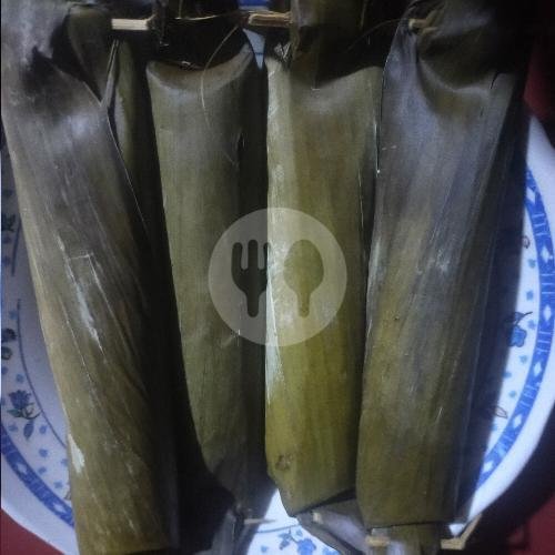 Lontong 1 Biji menu Sate Ayam Bang Rudi, Khas Madura