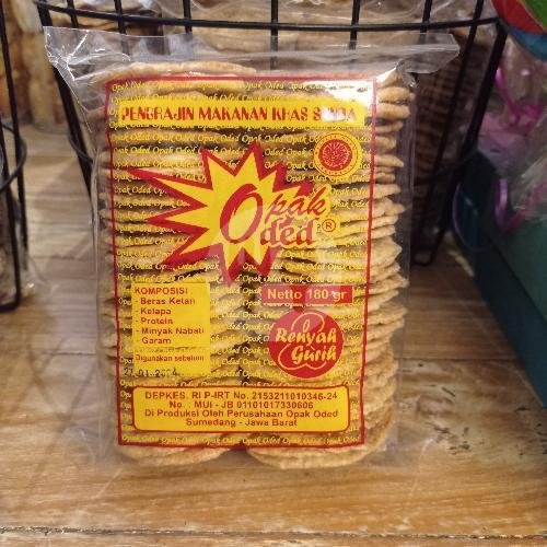 ALMOND MILK CRUMBLE menu Amaro Cake & Pastry, Sultan Tirtayasa