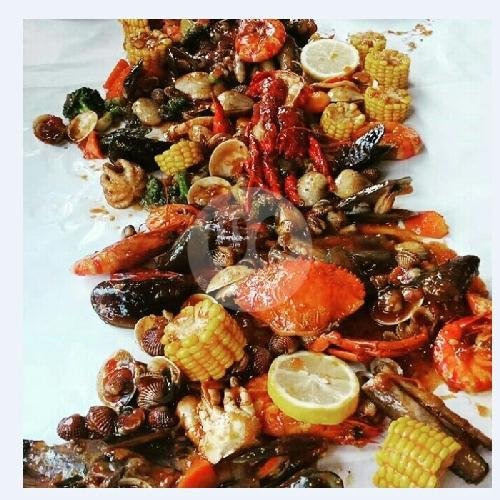 Super Jumbo Jendral 2 Kg (2-5orang) menu Seafood Jendral, Sukajadi