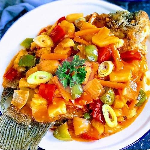 Gurame asam pedas menu Cellos Seafood Dan Kuring, Kemayoran