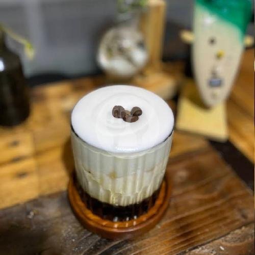 Samping Rumah Coffee: Tempat Nongkrong Asik di Bandar Buat, Padang