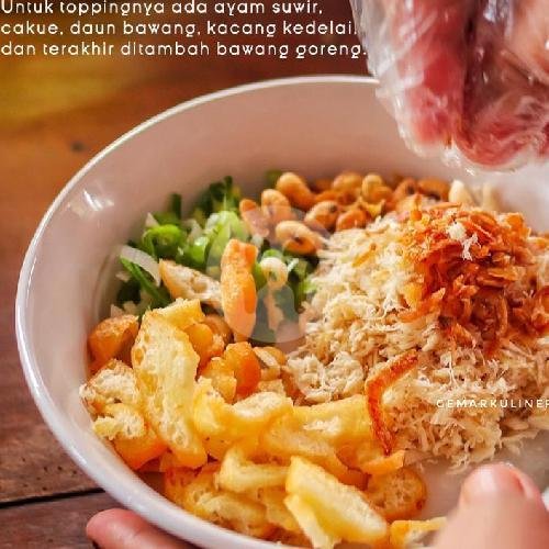 Lontong Opor menu Bubur Ayam 579, Baturan