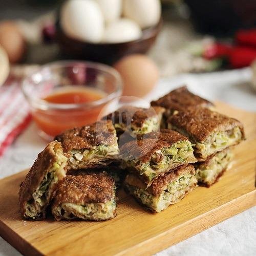 1 Terbul Large + 1 Martabak Spesial menu De Fransisco Terang Bulan dan Martabak, Mayjend Sungkono