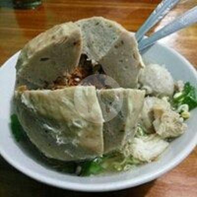 Baso Jumbo Urat menu Mie Ayam Baso Monster, Fatahillah
