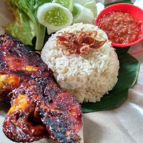 Nasi Tempong Ayam Goreng menu UMKM Kanggo Riko, Plengsengan