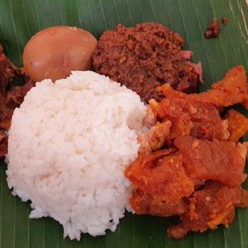 Gudeg Wijilan Bu Is: Surga Kuliner Gudeg di Yogyakarta yang Wajib Dikunjungi