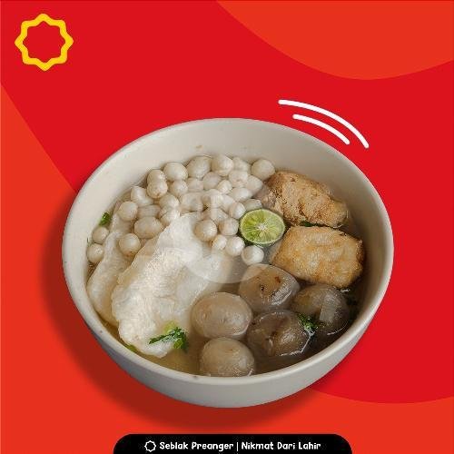 Pangsit Beureum Istimewa menu Seblak Preanger, Jalan Sumatra