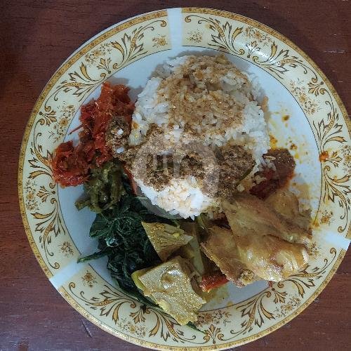 Nasi Ayam Balado + Es Teh Manis menu RM Saga Masakan Padang, Bungursari