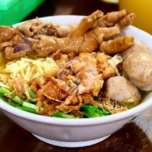 Mie Baso Beranak Spesial menu Baso Rudal Sukses
