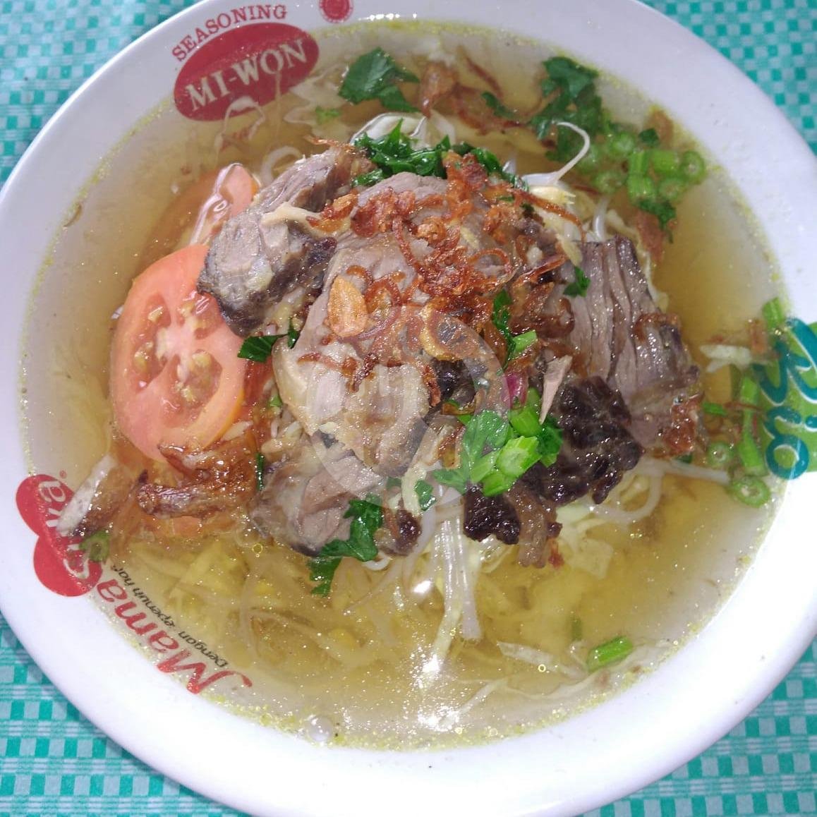 Soto Daging Ayam menu Warung Bakso Ojo Lali Pak Slamet, Bantul
