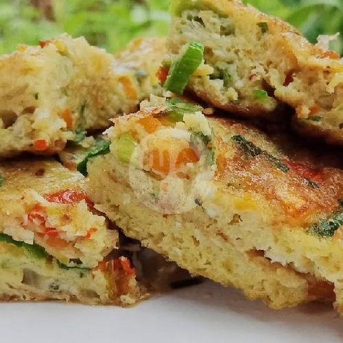 Nasi Telur Dadar Irisan Cabai Isi Sayur menu Lesehan Bu Heri, Krapyak Sleman