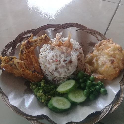 Nasi Putih Setandar menu Nasi To Saung Kuring, Sengkol Wetan