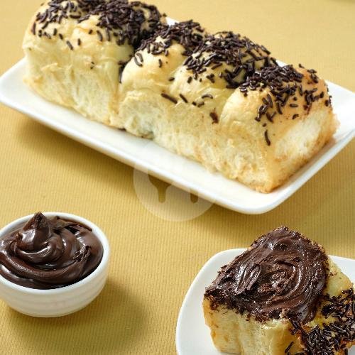 Roti Lembut Choco Cream menu Roti NGEBUL PAHLAWAN Diponegoro