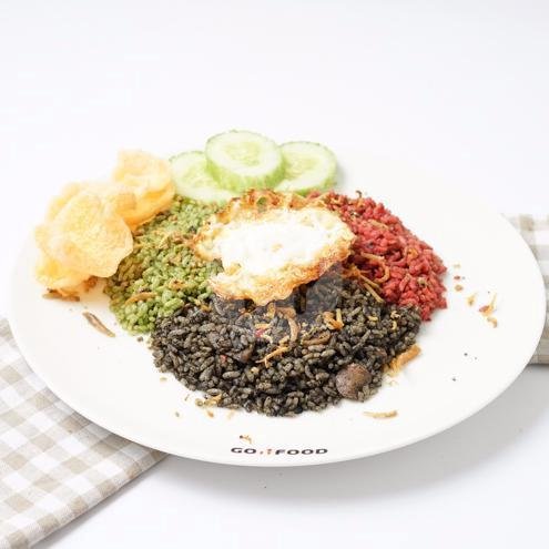 Review Nasi Goreng Pelangi Thole Kitchen: Pengalaman Kuliner di Panglima Polim