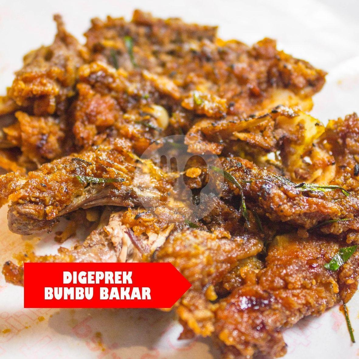 Telur Bakar menu Chicken Crush, GOR Klebengan