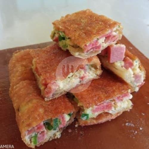 Kornet 3 Telur Ayam menu Martabak Enak, Bekasi Timur