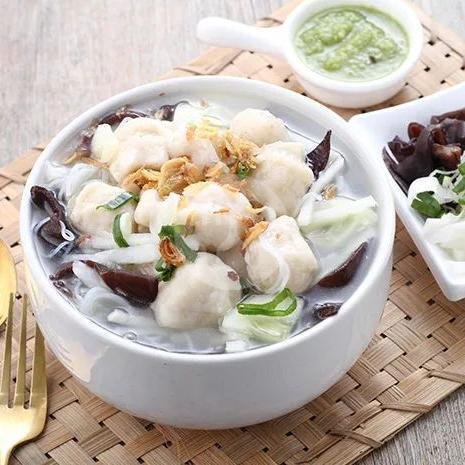 Pempek Kapal Selam menu Pempek Najo, Arwana