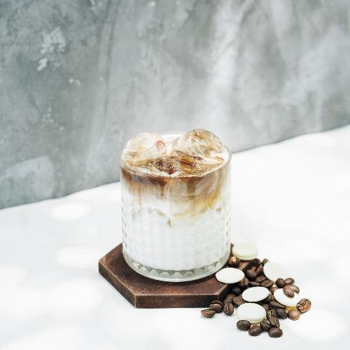 Caramel Macchiato menu Coffee Bawa, Dipatiukur