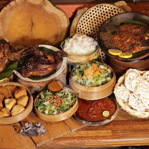 Paket Combo 4 menu Ayam Taliwang Mbok Sutil, Manggarai