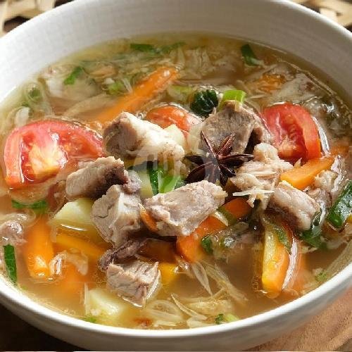 Sop Ayam menu Soto Betawi Senen Jaya, Pasar Senen