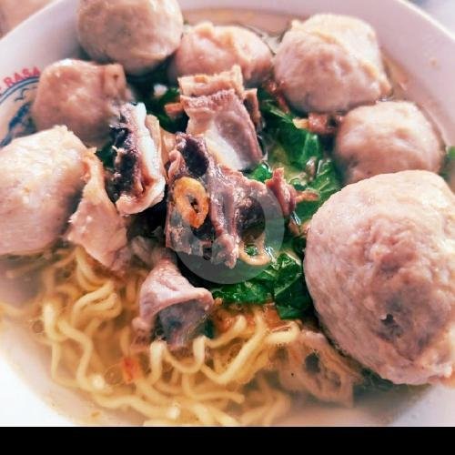 Bakso Pak Laken: Surga Kuliner Bakso di Manyaran Semarang Barat