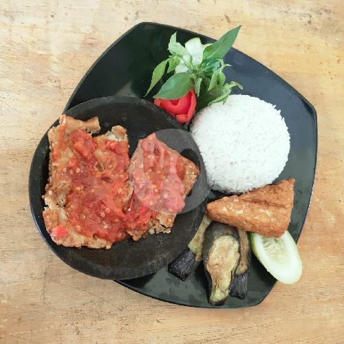 Lalapan Ayam Goreng By Sweet menu Ayam Geprek Katsu