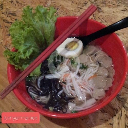 Soyu Ramen (Kuah Asin Gurih, Level Pedas 1 - 15) menu Udin Ramen, Cijagra
