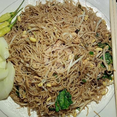 Mie Goreng Ayam menu Pardy Kwetiau Medan, Sawahan