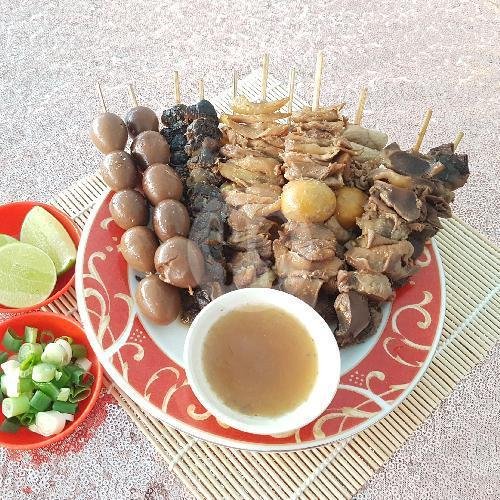 Ayam Goreng Asin menu Tahu Gimbal & Soto Neon, Pringgading Raya
