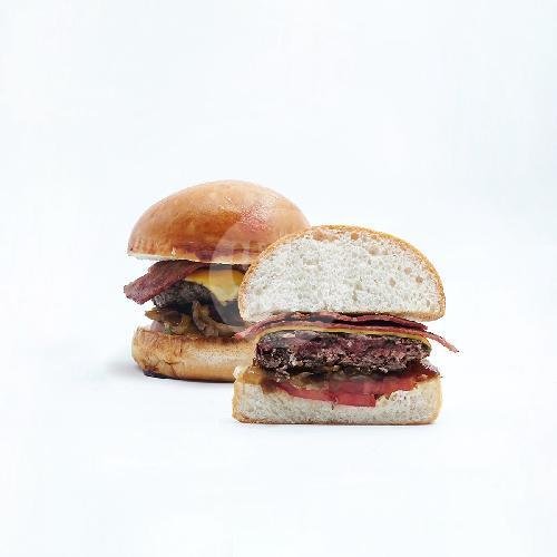 Bearded Beef Bacon Double Burger menu Makan Daging Burger & Fries, Serengan