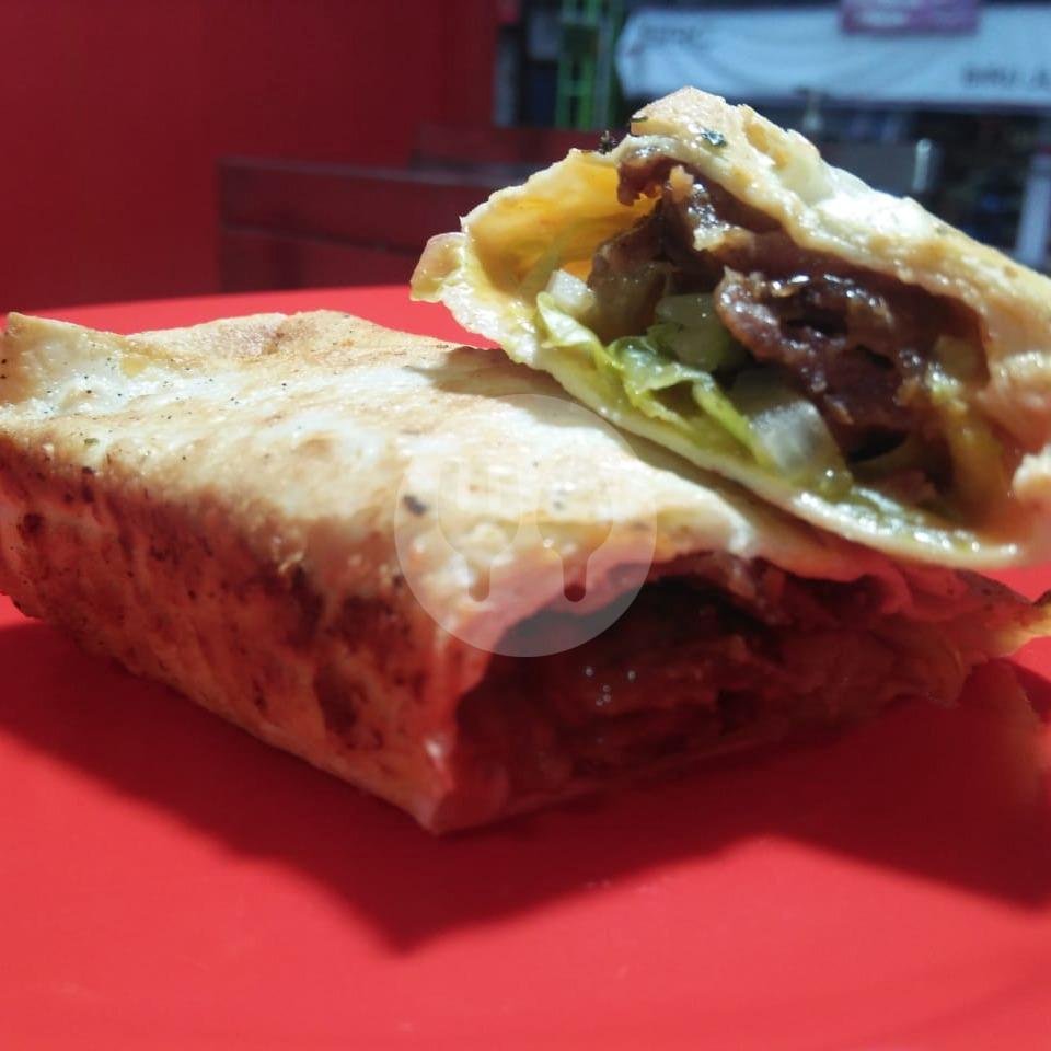 Triple Deal menu Lucky Kebab, ISI