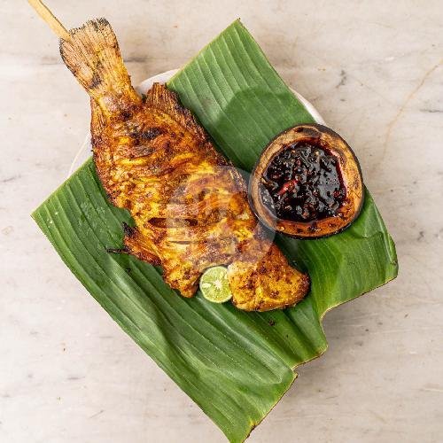 Goreng Ayam Pejantan menu Warung Nasi Nini Anteh, Dewi Sartika