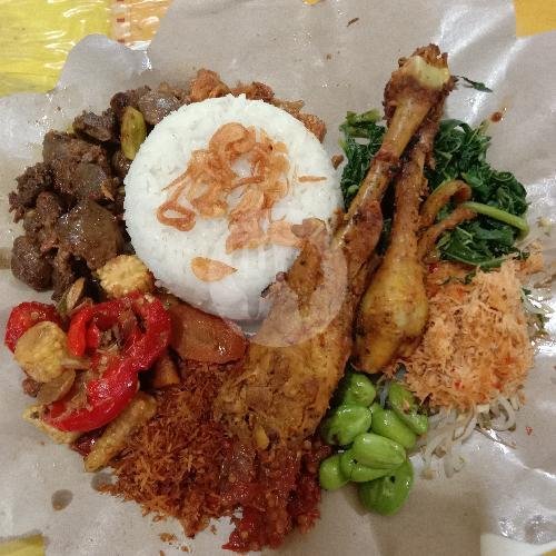 Nasi Ayam Panggang Komplit menu Warung Waru Doyong, Tenggilis Mejoyo
