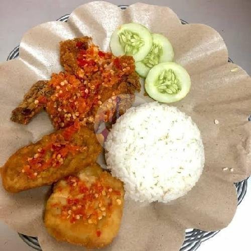 Paket Nasi Ayam Geprek Mix T2 + Es Teh menu Warteg Crista Laka Laka, Manguharjo