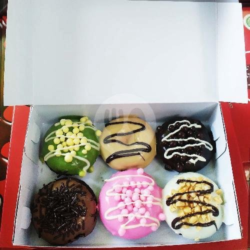 Donies isi 12 menu Donies (Donat Brownies), Laweyan