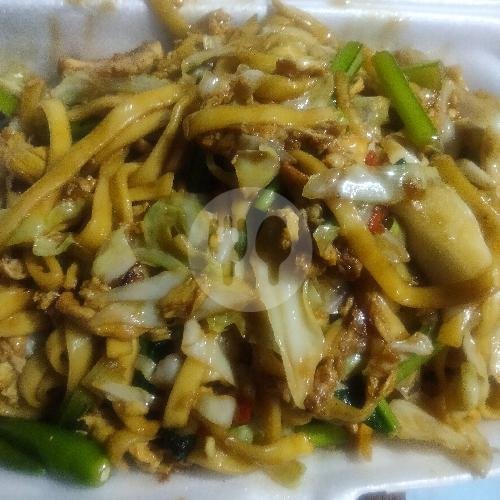 Kwetiau Goreng menu Nasi Goreng Kawi, Blimbing
