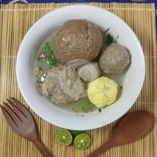 Mie Goreng Bakso + Es Teh Manis menu Bakso Lima Saudara, Ruko Barat 08 Mustika Hegar