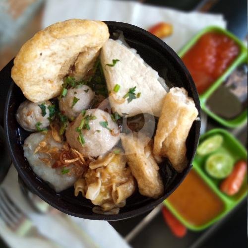 Cuanki Batok: Pengalaman Kuliner Otentik di Dago Bandung