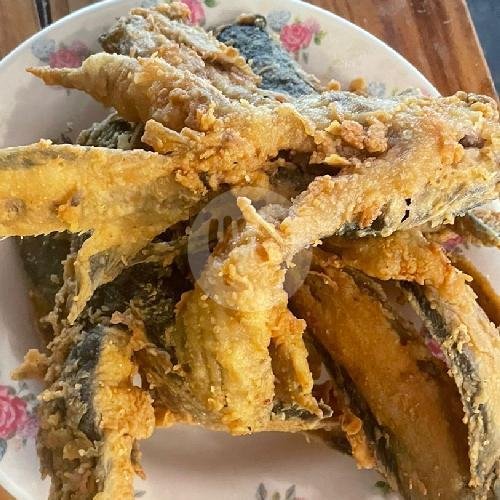 Lele Crispy menu Dapur Bunda, Kartasura