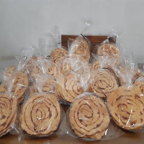 Peyek Kacang Tanah menu Martabak Tomang Cakwe, Kebon Jeruk