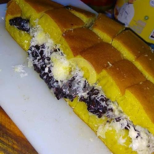 Ketan Hitam Susu menu Martabak Rasa Kita, Pahlawan Revolusi