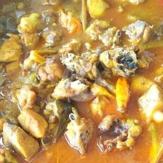 Gulai Daun Singkong Best Seller menu Warung Makan Pelangi, Colomadu