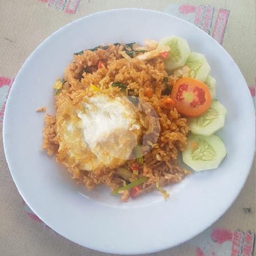 Mie Goreng + Telur menu Tahu Petis Tahu Walik Womgsorejo, Adi Sucipto