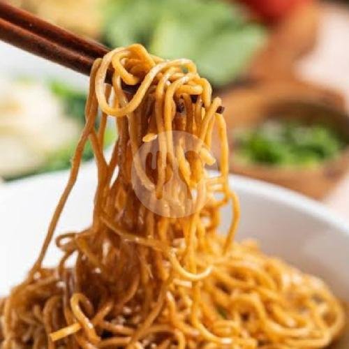 Mie Pangsit Kharisma: Surga Kuliner di Sedati yang Wajib Dikunjungi