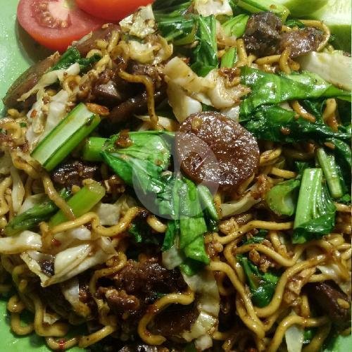 Nasi Goreng Saudagar Tiga: Kuliner Enak dan Terjangkau di Tasikmalaya