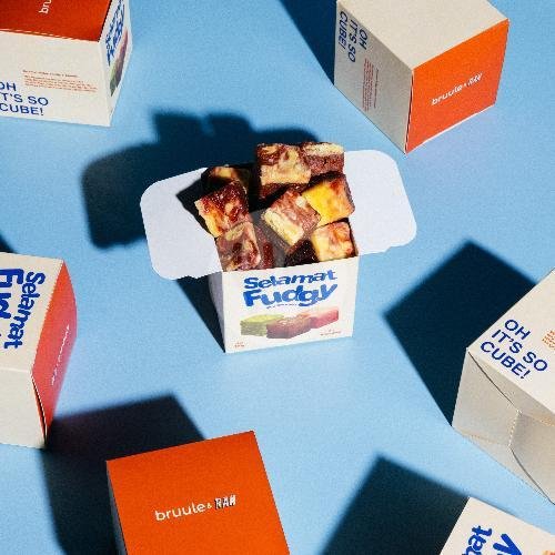 (3 Box Bundle) Selamat Fudgy - Mini Brownies menu Bruule, Pondok Indah Mall 2